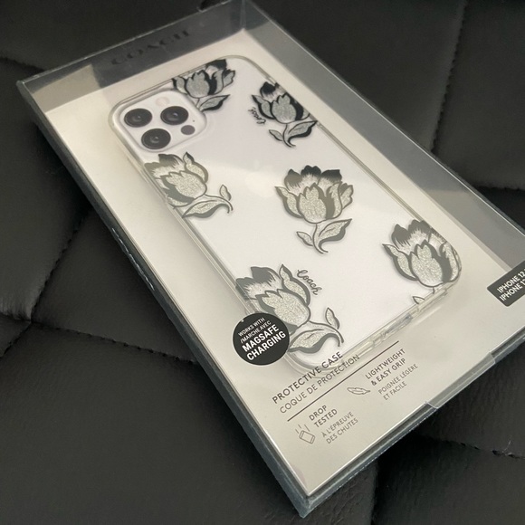COACH IPHONE 12 & 12 PRO phone case -NIB - Picture 5 of 8